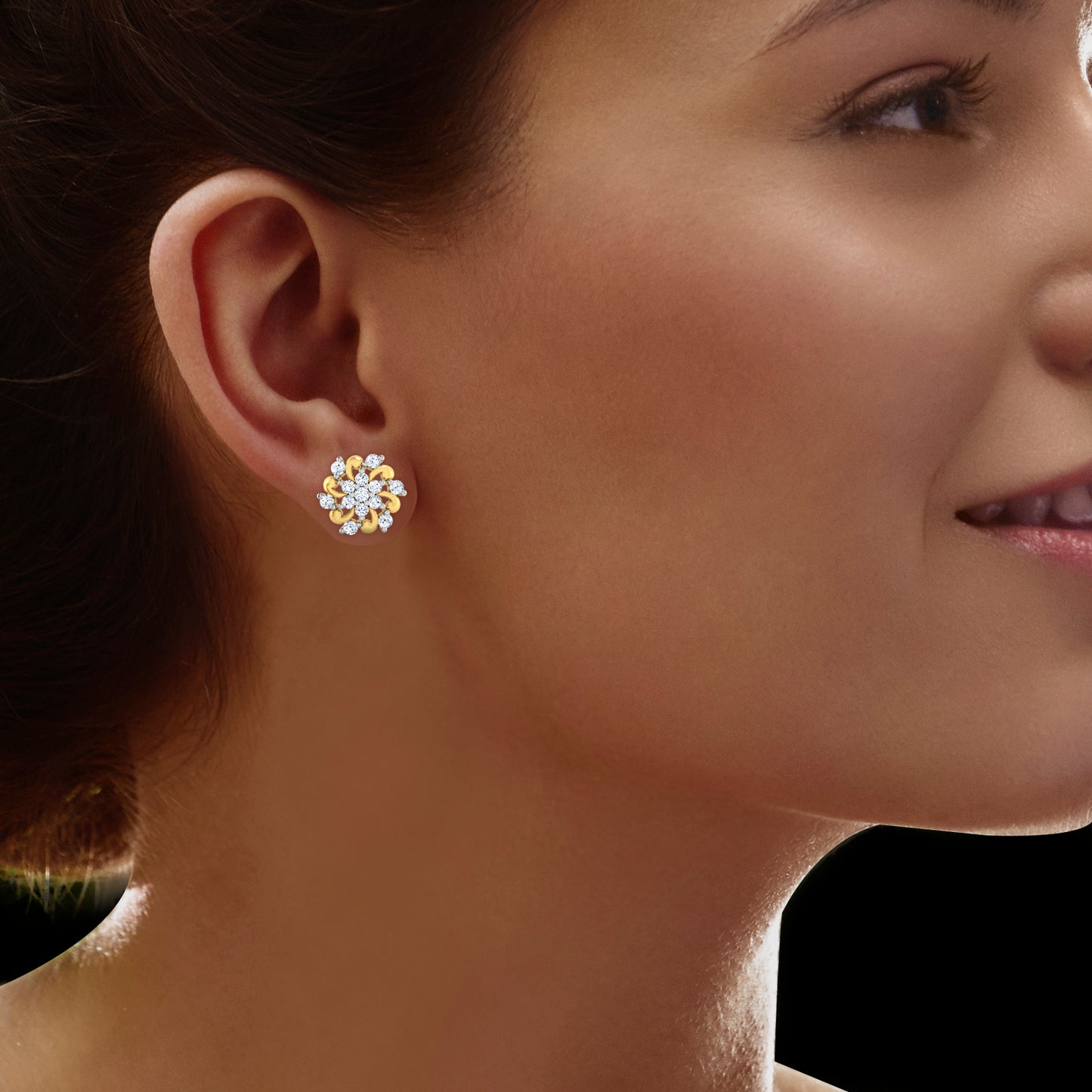 Flower Nook Diamond Earrings