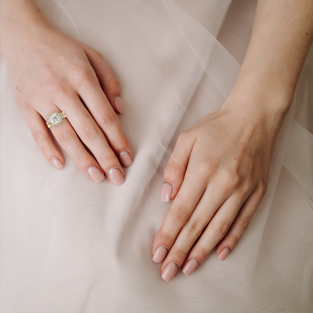 3.47 CT EMPRESS RISE BAND