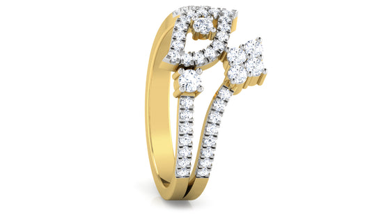 Riche Leaf Diamond Ring