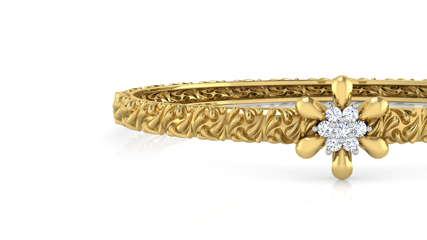 Carving Craves Diamond Bracelet