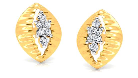 Decorative Clutch Diamond Earrings And Pendant Set