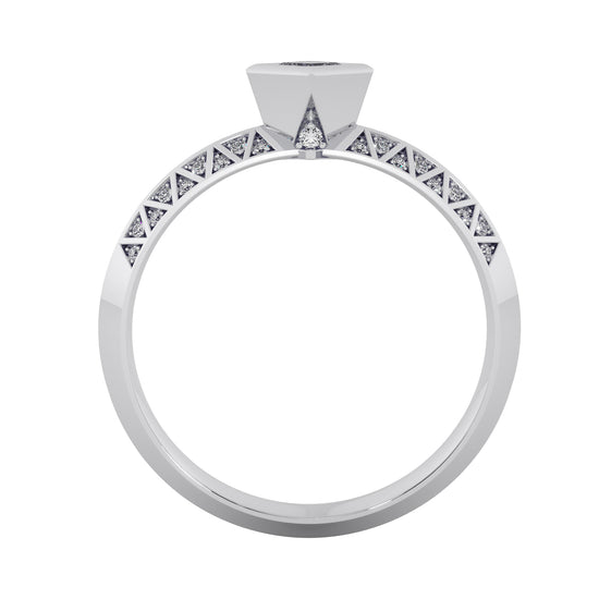 Trisqua Solitaire Ring