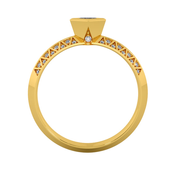 Trisqua Solitaire Ring